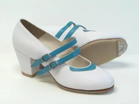 1670 Flamenco Double Strap in leather w/nails Sizes 10 - 13