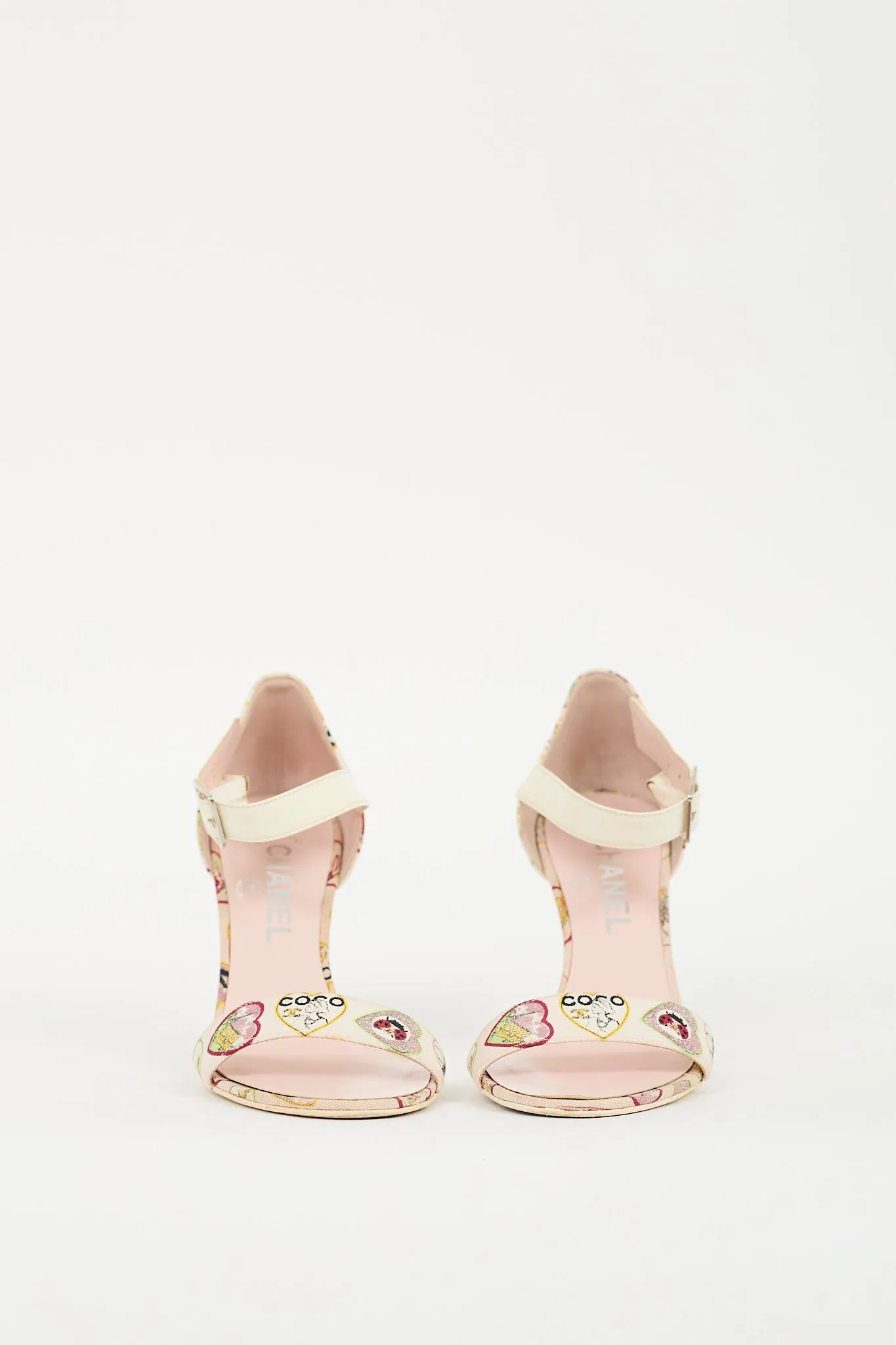 2006 Canvas Valentine Sandal
