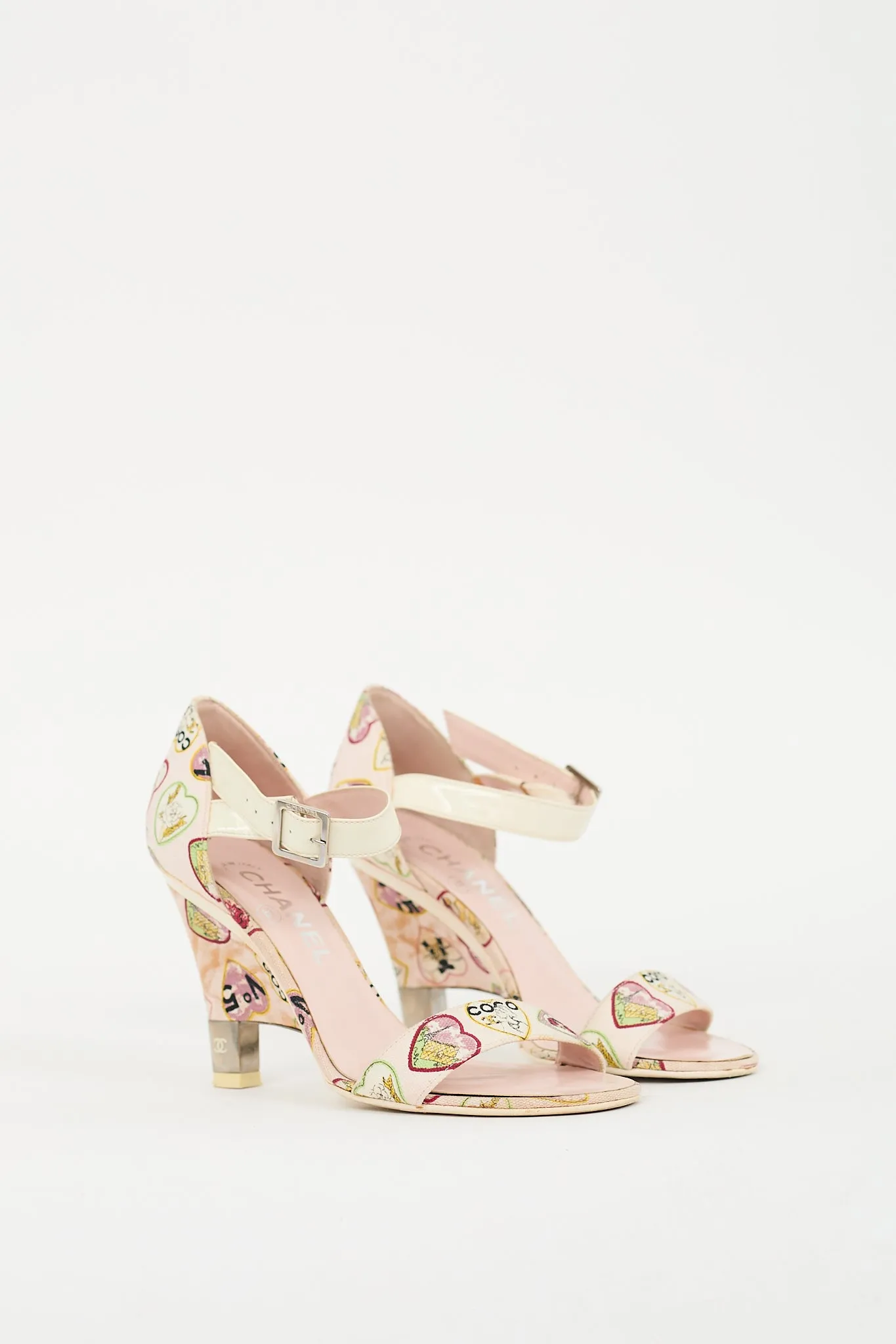 2006 Canvas Valentine Sandal