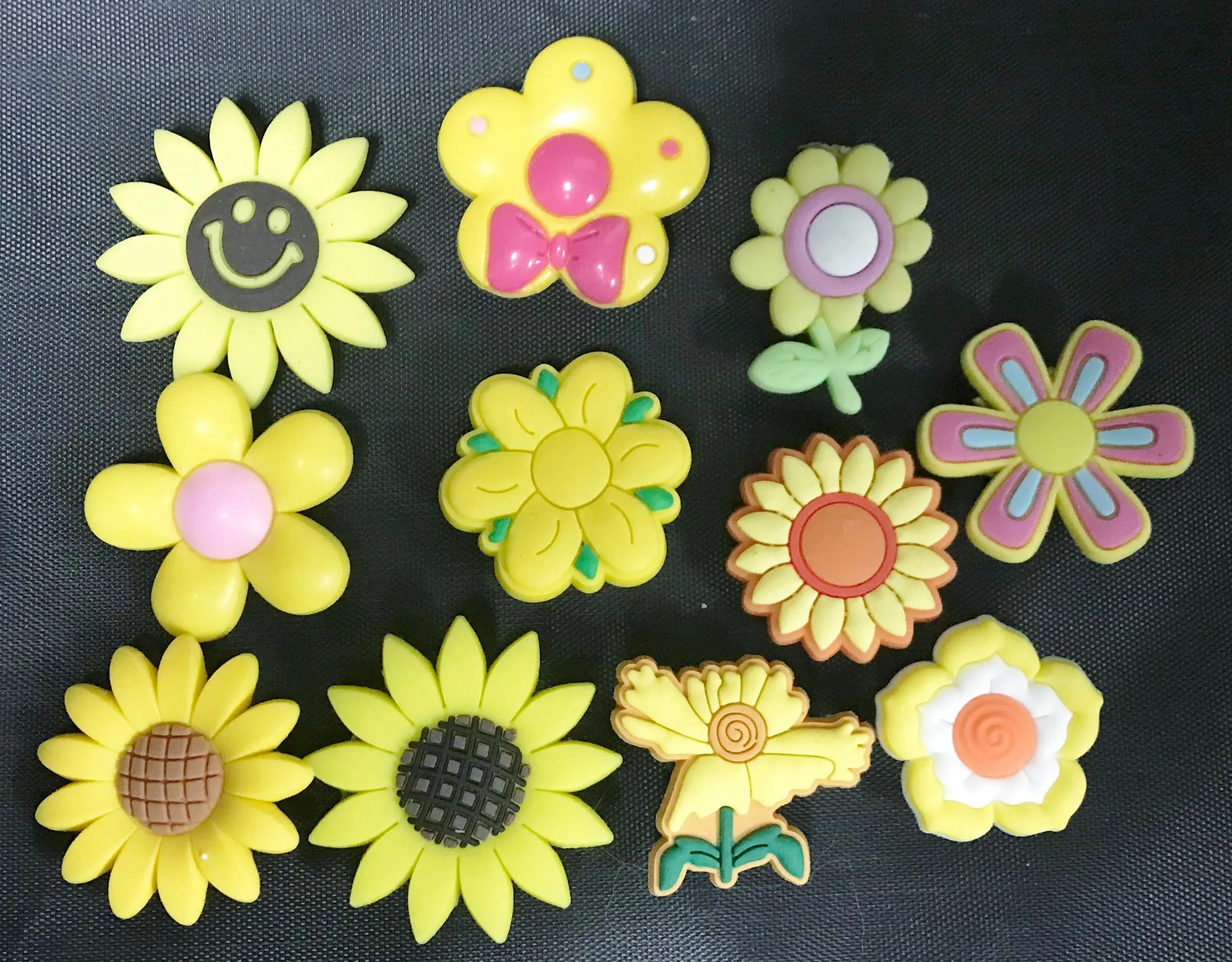 Flower lots by color, purple, yellow, pink, red, blue, white
