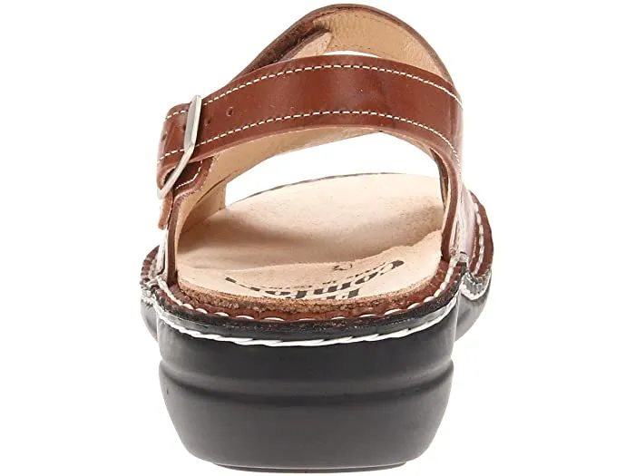 Gomera Soft Classic | Women | Cognac Plisseelight