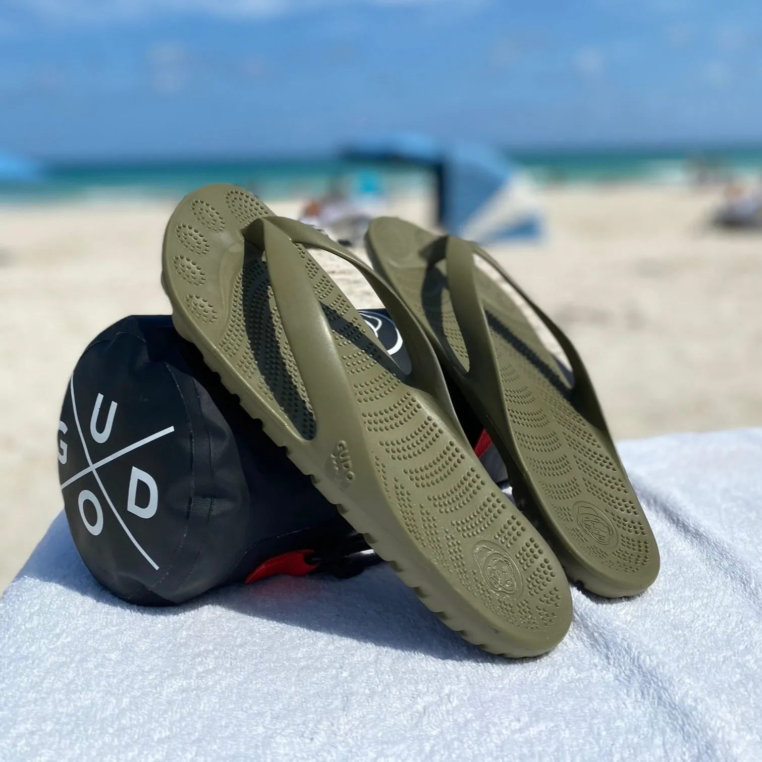Seaweed Green Flip-Flops   Drybag