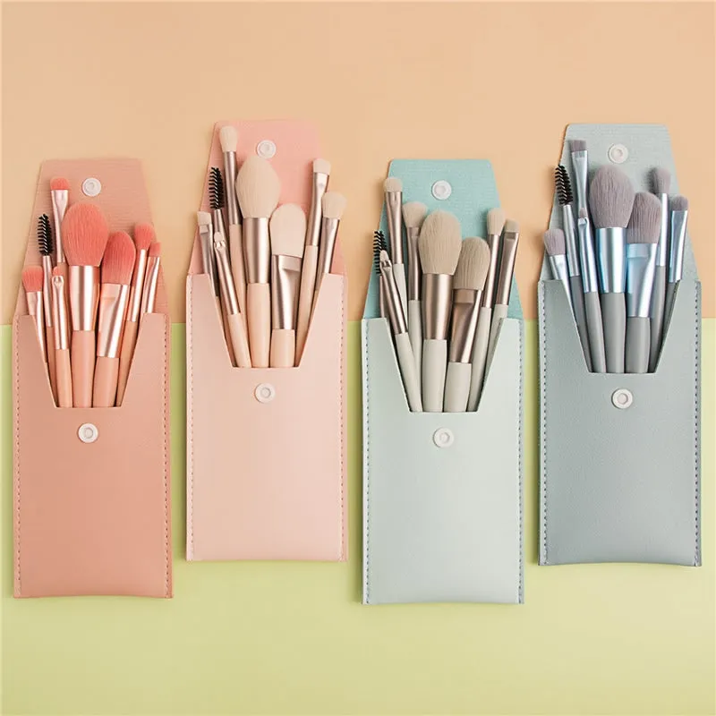 Set of 8 Mini Makeup Brush