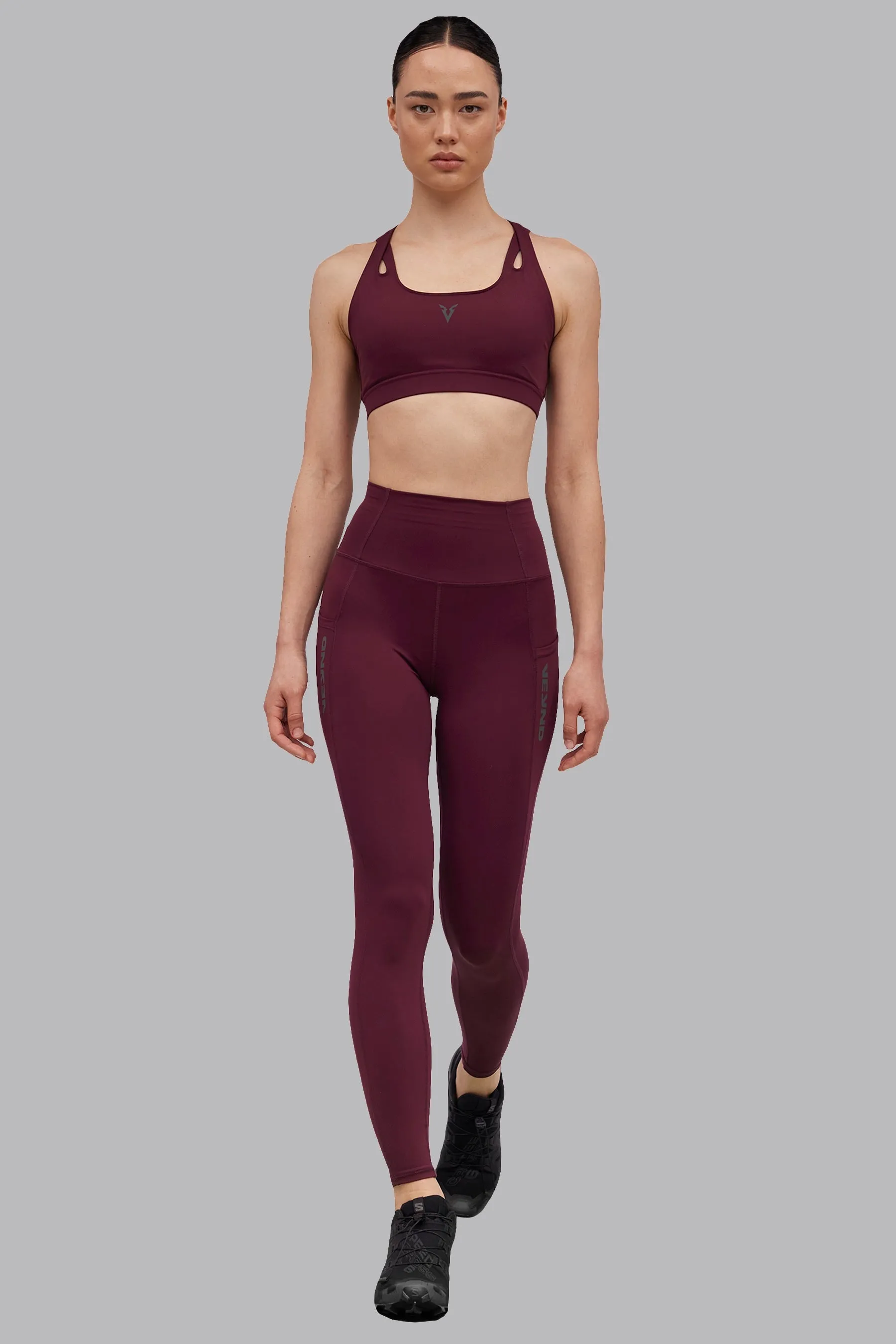 V_SCULPT® CUT OUT SPORTS BRA - Burgundy